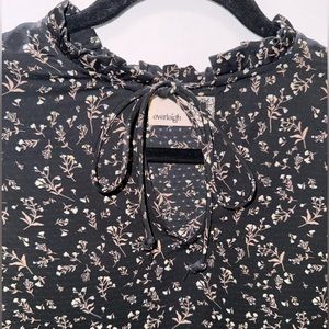 Long Sleeve Blouse with tie front detail